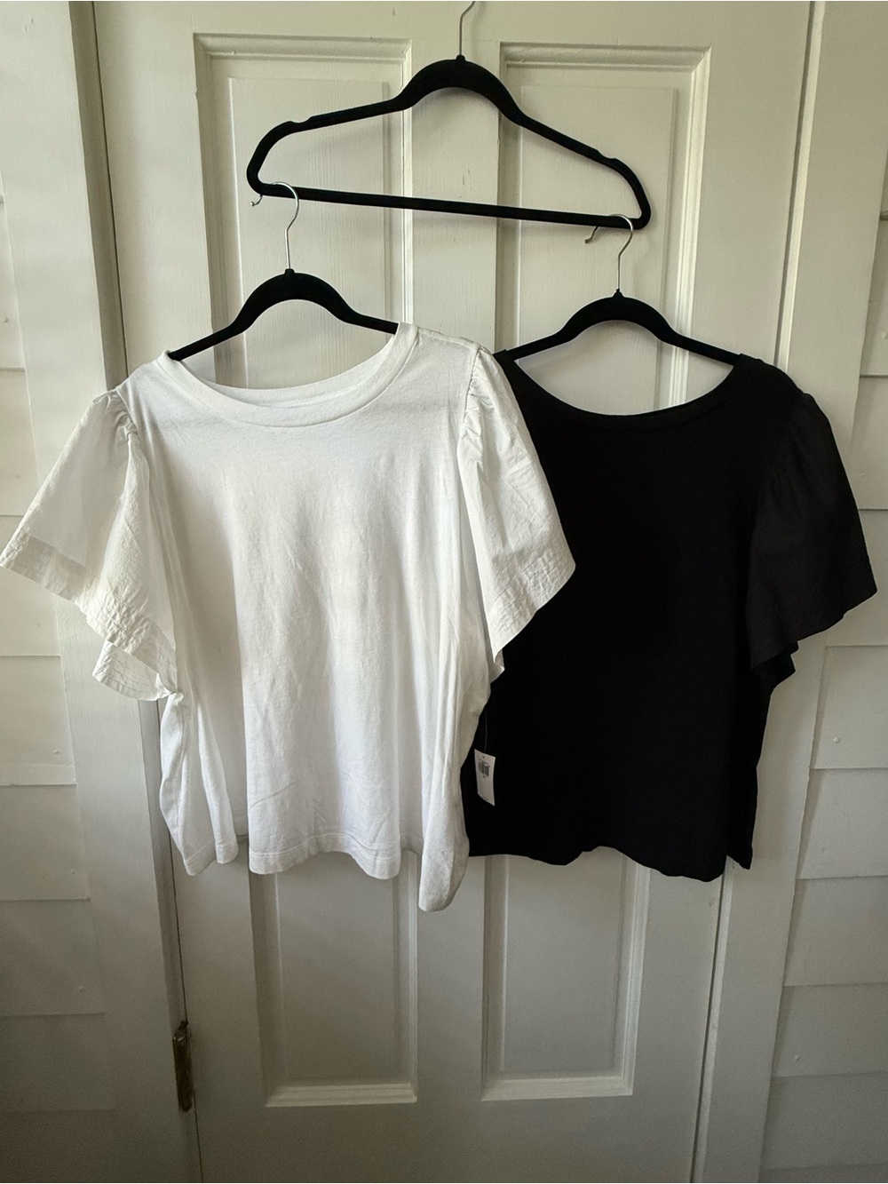 Set of 2 Old Navy tops!! Flutter Sleeve Short-Sleeve Tees in White and Black